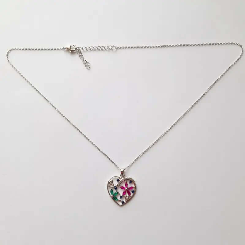 Collier en argent pour femme – Cœur étincelant