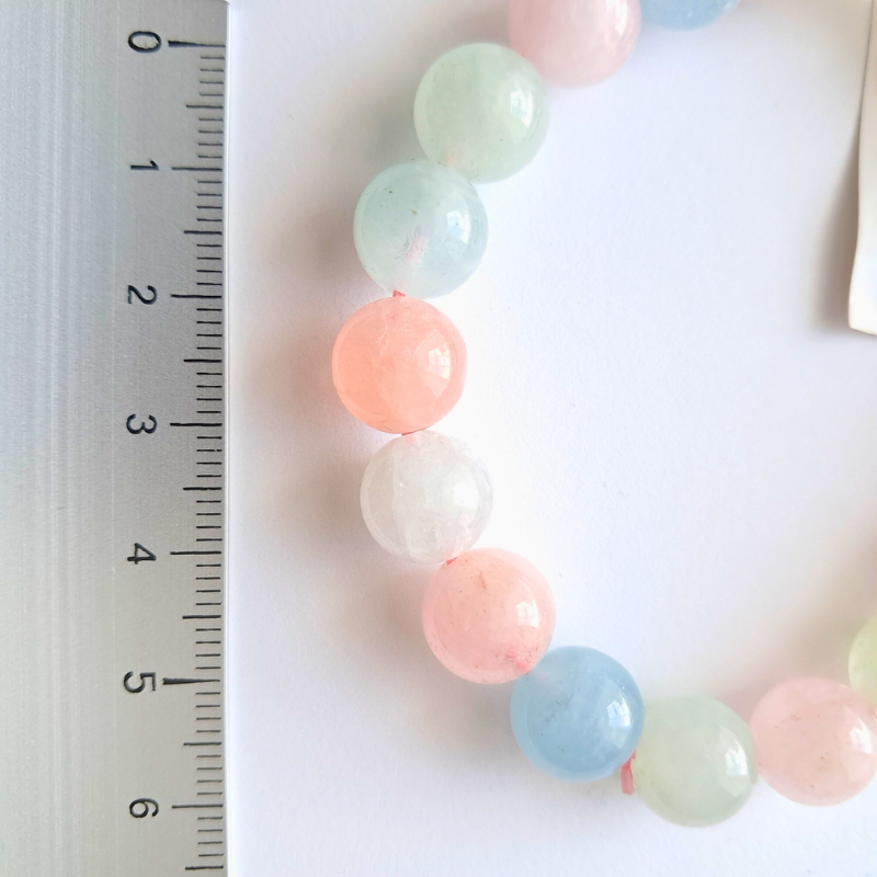 Bracelet Béryls – L’Essence du Calme et de la Féminité au Poignet