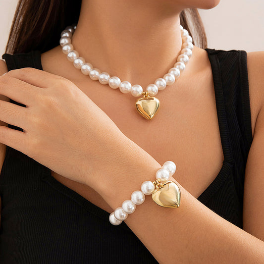 Bijoux femme type perle avec pendentif cœur