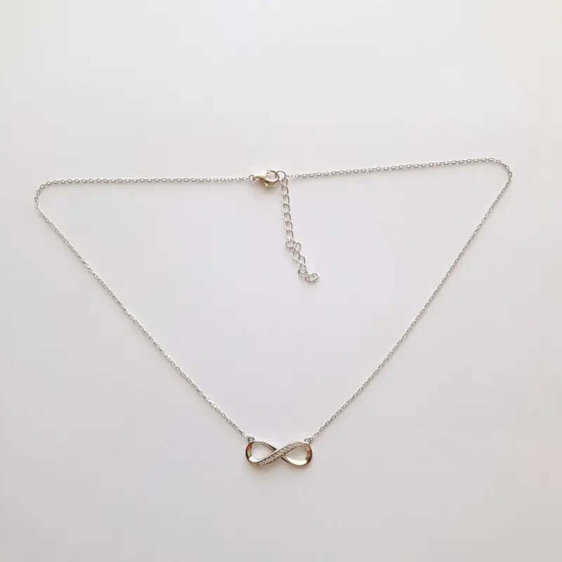 Collier Infini en Argent 925 – L'Élégance Éternelle à Fleur de Peau C mon shopping™