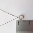 Collier en argent pour femme - Solitaire encerclé