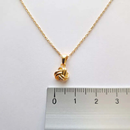 Collier Plaqué Or – Le Nœud Élégant, Symbole d’Union et d’Harmonie C mon shopping™