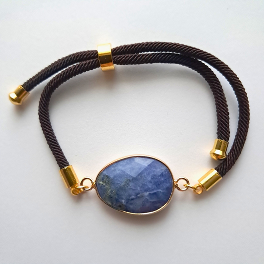 Bracelet Cordon Sodalite – Équilibre & Style à Votre Poignet