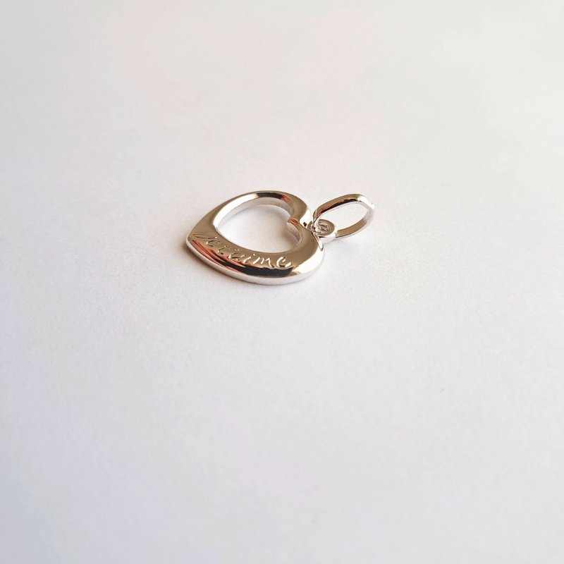 Pendentif en forme de cœur gravé “Je t’aime” pour femme en argent 925 rhodié