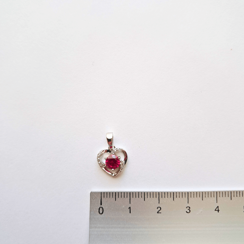 Pendentif en forme de cœur avec rubis rouge pour femme en argent 925